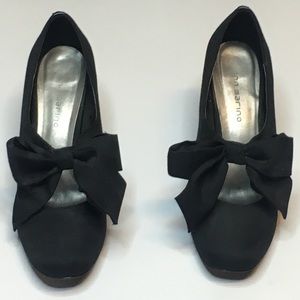 Ann Marino Black Bow MaryJane Pumps | Size 7.5